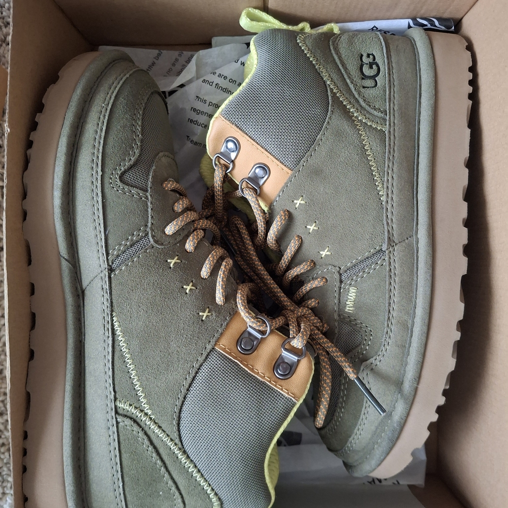 UGG Women Olive Green Boots